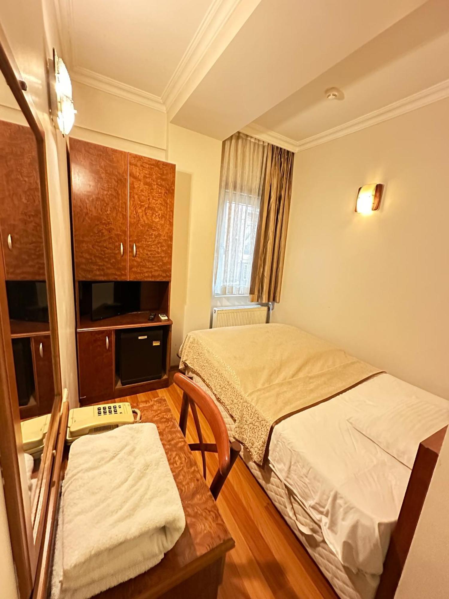 Hotel Nayla イスタンブール エクステリア 写真